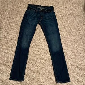 Hollister 28x34 slim straight epic flex